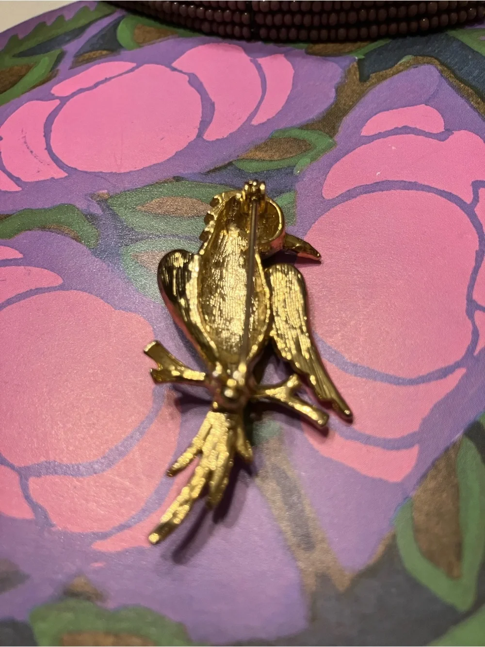 GOLD TONE BIRD BROOCH WITH PAVE RHINESTONES